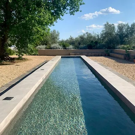 Tenuta Di Paternostro Farm stay *